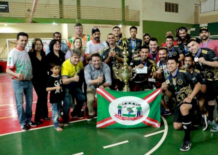 Equipes de Caarapó e Amambai conquistam a Copa Vale da Esperança de Futsal