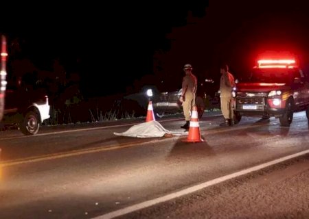 Pedestre morre atropelado por ambulância na rodovia BR-060