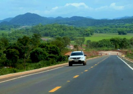 Estrada que encurta o trecho Campo Grande-Bonito em 40 km é inaugurada>