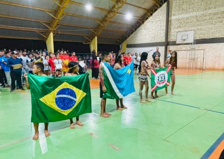 Duas partidas abrem competição de futsal em aldeia de Caarapó