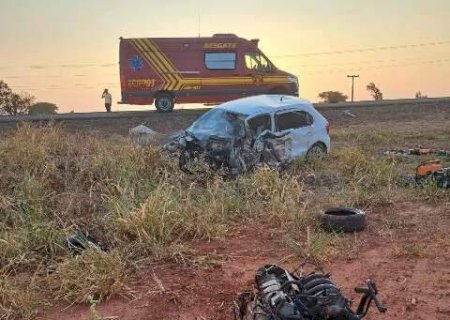 Motorista é atingida por carreta e morre em acidente na BR-158, em Aparecida do Taboado>