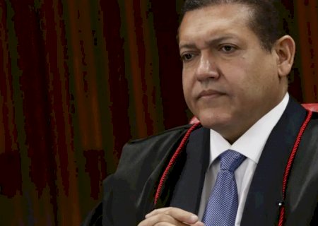 Nunes Marques pede parecer da AGU e PGR sobre suspensão do X