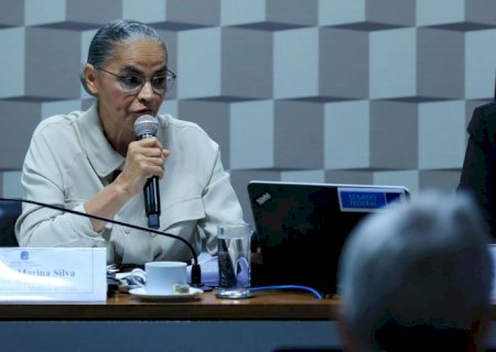 Marina defende criação de marco regulatório de emergência climática