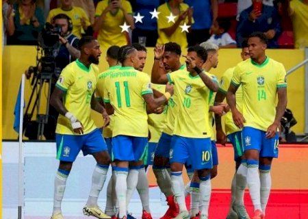 Brasil goleia o Peru em Brasília e se mantém em 4º lugar nas Eliminatórias