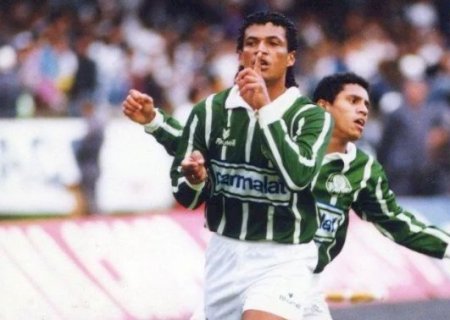 Tonhão, ídolo do Palmeiras nos anos 90, morre aos 55 anos>