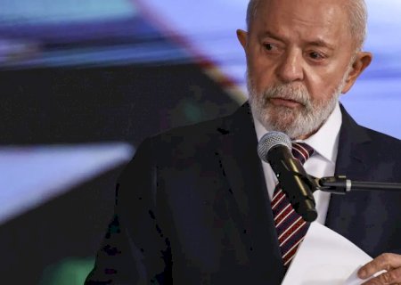 Lula cancela ida ao Brics na Rússia após sofrer acidente doméstico