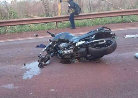 Motociclista morre após ser atingido por carreta na BR-262