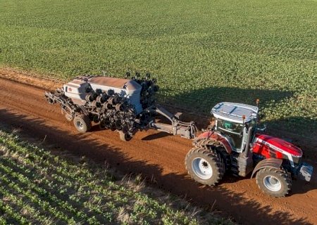 Setor de máquinas agrícolas espera crescimento de 8,2% em 2025