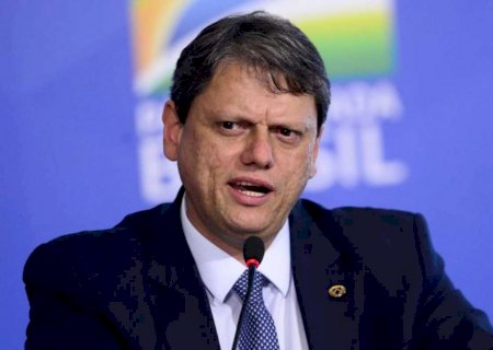 Governador de São Paulo, Tarcísio de Freitas declara apoio a Adriane Lopes