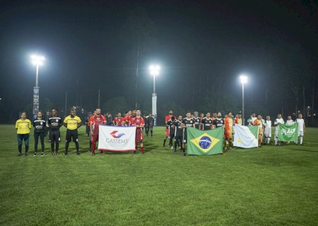 Quatro partidas movimentaram a abertura da 15ª Copa Saúde Cassems de Futebol Society