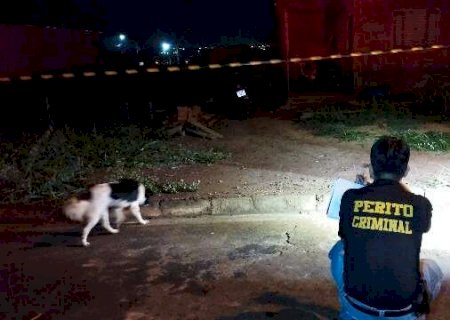 Rapaz é morto com cinco tiros em frente de casa em Dourados