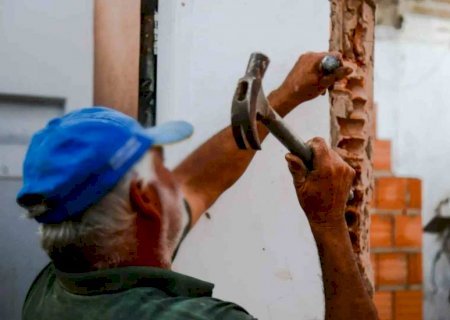 Com chuvas e 13° salário, aumenta procura por ‘marido de aluguel’ em Campo Grande>