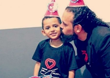 Pastor revela últimos momentos com o filho: 'por quê da perda? Por que ele?'