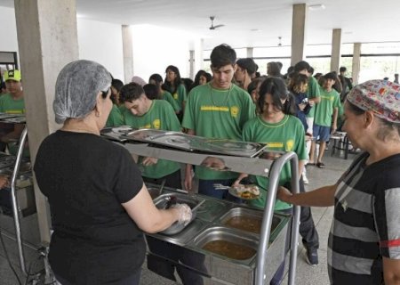 Escola de Caarapó é premiadas em evento sobre educação alimentar e nutricional>