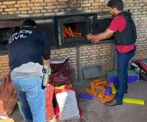 Polícia incinera 300 quilos de maconha em Juti>