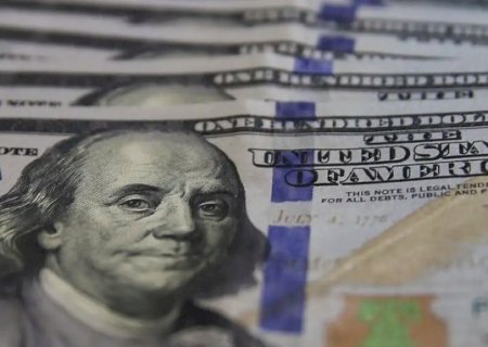 Dólar à vista sobe mais de 1% e abre semana cotado a R$ 5,85>