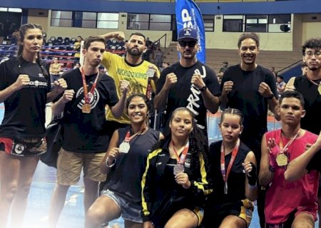 Fênix Team de Caarapó brilha no Campeonato Estadual de Kickboxing na Capital