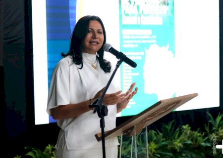 Prefeita Lurdes promove nova 'dança das cadeiras' em setores da Educação, Saúde e RH