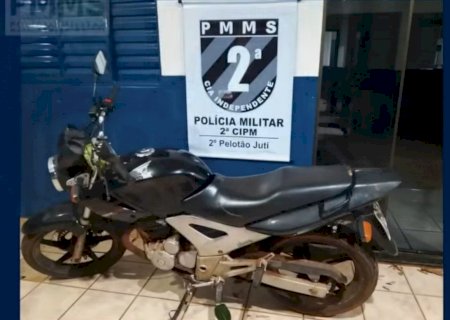 Polícia Militar recupera motocicleta furtada em Juti antes mesmo da dona perceber o crime