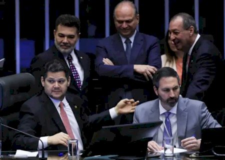 Ao derrubar veto de Lula, deputados e senadores encarecem conta de luz
