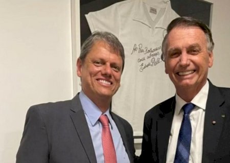 Bolsonaro estaria disposto a apoiar Tarcísio em 2026 com Michelle de vice