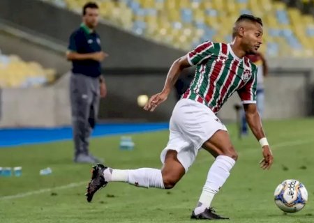 Ex-jogador do Fluminense é preso com 187 kg de maconha em Juti