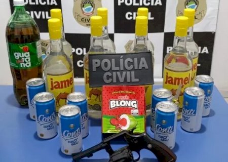 Polícia Civil prende casal por furto e porte ilegal de arma em Juti