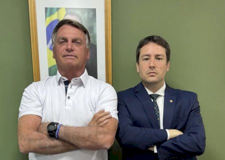 Cotado para o governo e oposição a Riedel, deputado faz mistério sobre futuro no PL