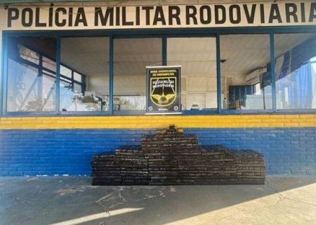 Mulher é presa com 450 quilos de maconha na MS-156 entre Amambai e Caarapó