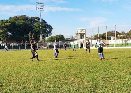 Campeonato Master de Futebol Amador segue neste domingo em Caarapó com dois jogos no Estádio Carecão