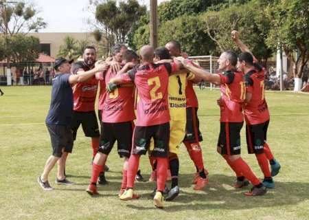Juralei A.C, de Caarapó, está na final da Copa dos Comerciários em Dourados na categoria 40tinha