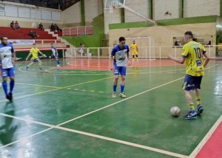 Copa Vale da Esperança de Futsal define semifinalistas em Caarapó