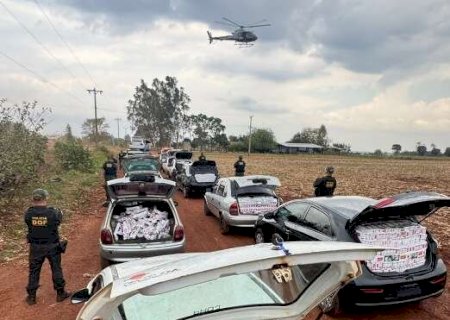 Comboio com 17 veículos levava R$ 1,4 milhão em contrabando