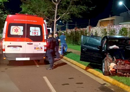 Adolescente que morreu em acidente estava no porta-malas de carro; condutor é levado para a PED