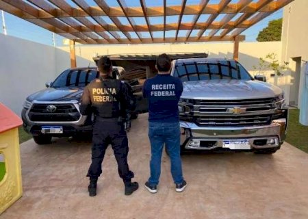 Justiça manda leiloar 21 veículos e moto aquática de Máfia do Cigarro