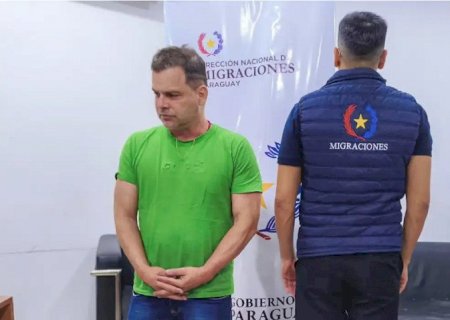 Ex-diretor da PRF levou pitbull e sacos de ração em fuga para Paraguai