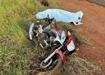 Motociclista morre em rodovia atingido por carreta e caminh&atilde;o-tanque