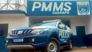 Jovem em surto ameaça familiares e é contido por vizinhos em Caarapó