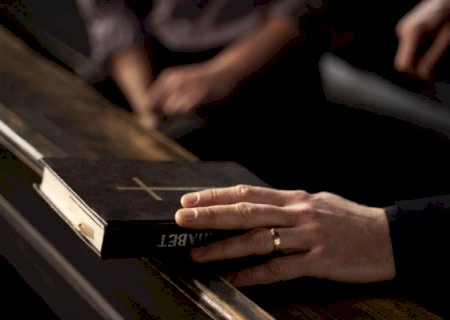 Falso pastor é condenado por usar promessa de “curas impossíveis” para obter dinheiro de fiel