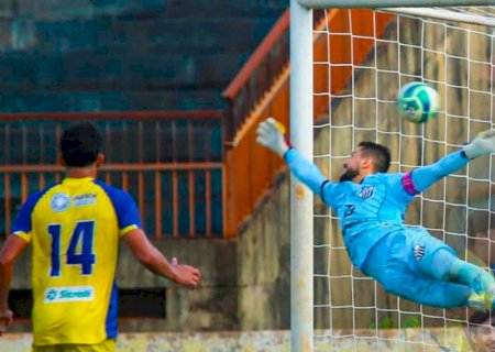 Operário segura empate em Dourados e continua no topo do Estadual