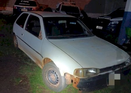 Homem é preso após ameaças, fuga em alta velocidade e resistência à prisão em Caarapó