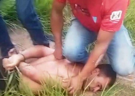 Bombeiro que tentou matar mulher a marretadas &eacute; levado para a pris&atilde;o