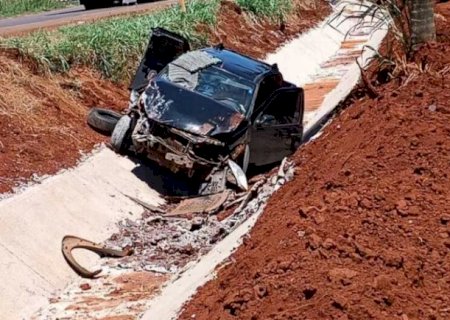 Idosa morre ap&oacute;s capotagem na MS-276 a caminho de consulta