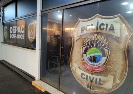 Homem em situação de rua é preso após furtar peça de caminhonete>