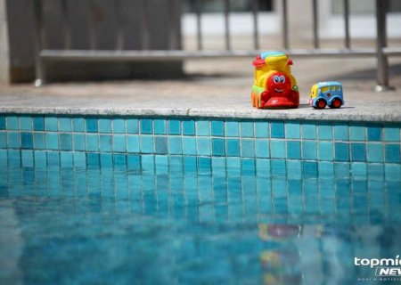 Criança de 2 anos morre afogada em piscina durante festa em Campo Grande