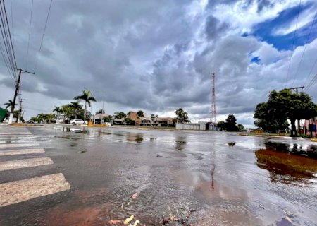 Com Caarapó sob alerta, chuva come&ccedil;a a se espalhar por MS