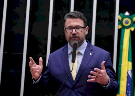 Deputado federal de MS, Marcos Pollon destinou emenda para entidades ligadas a produtora de filme sobre Bolsonaro>