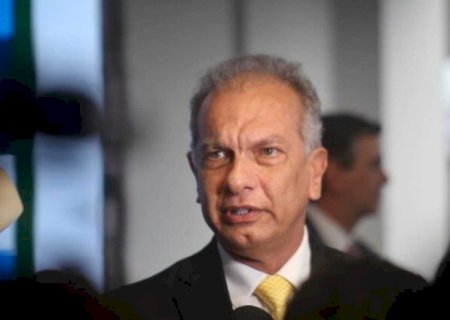 Ladr&otilde;es invadem casa e reviram quarto do presidente do TRE-MS>