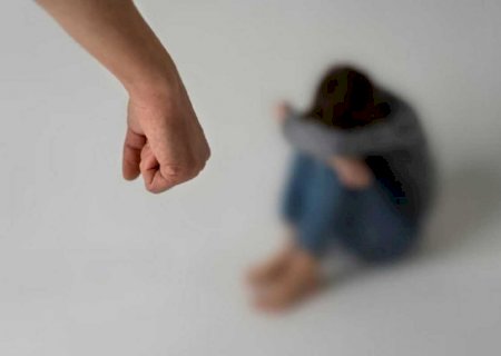 Mulher é agredida e desmaia após ser estrangulada pelo marido em Dourados>
