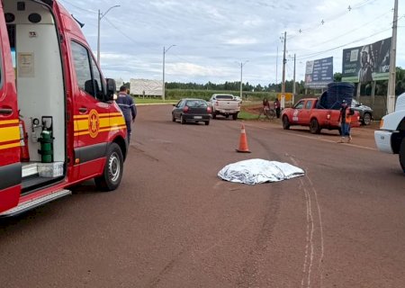 Mulher morre em acidente envolvendo carreta e moto em Dourados>